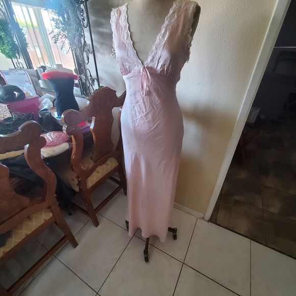 Princess Polly Blush Maxi Dress with Lace Trim - Picture 9 of 11